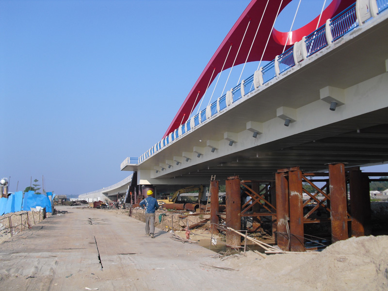 北海高德港大橋(19) - 廣西三象建筑安裝工程有限公司 www.www.gdgm18.cn