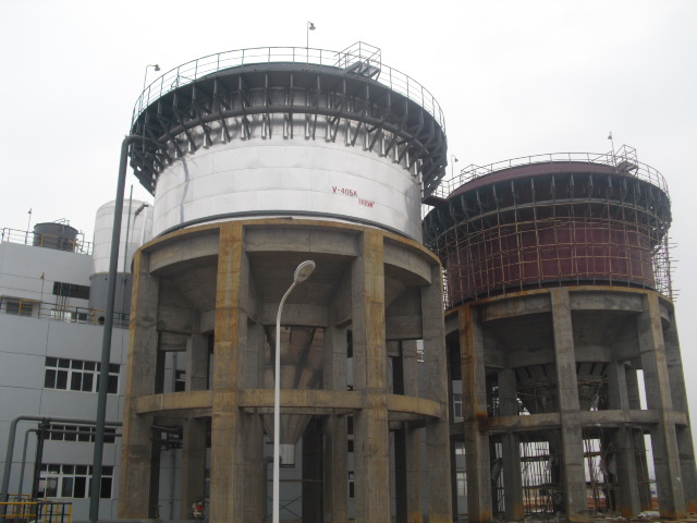 柳州化工廠(35) - 廣西三象建筑安裝工程有限公司 www.www.gdgm18.cn